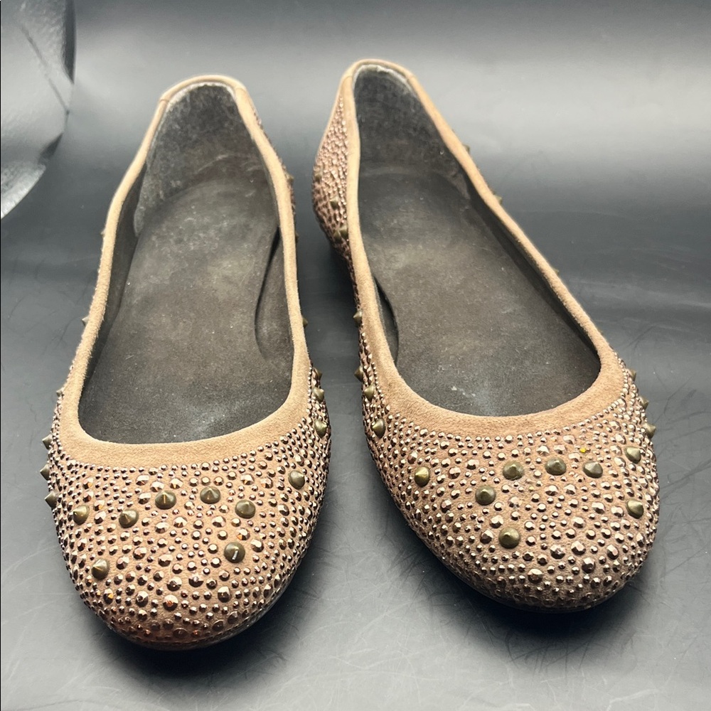 Stuart Weitzman Nubeads Studded Suede Ballet Flats Size 7.5 womens shoes